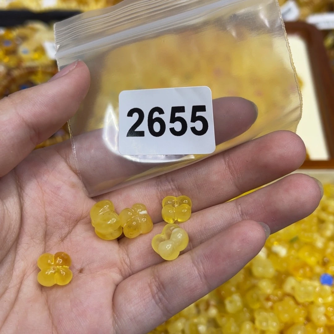 琥珀珠宝奇石未镶嵌