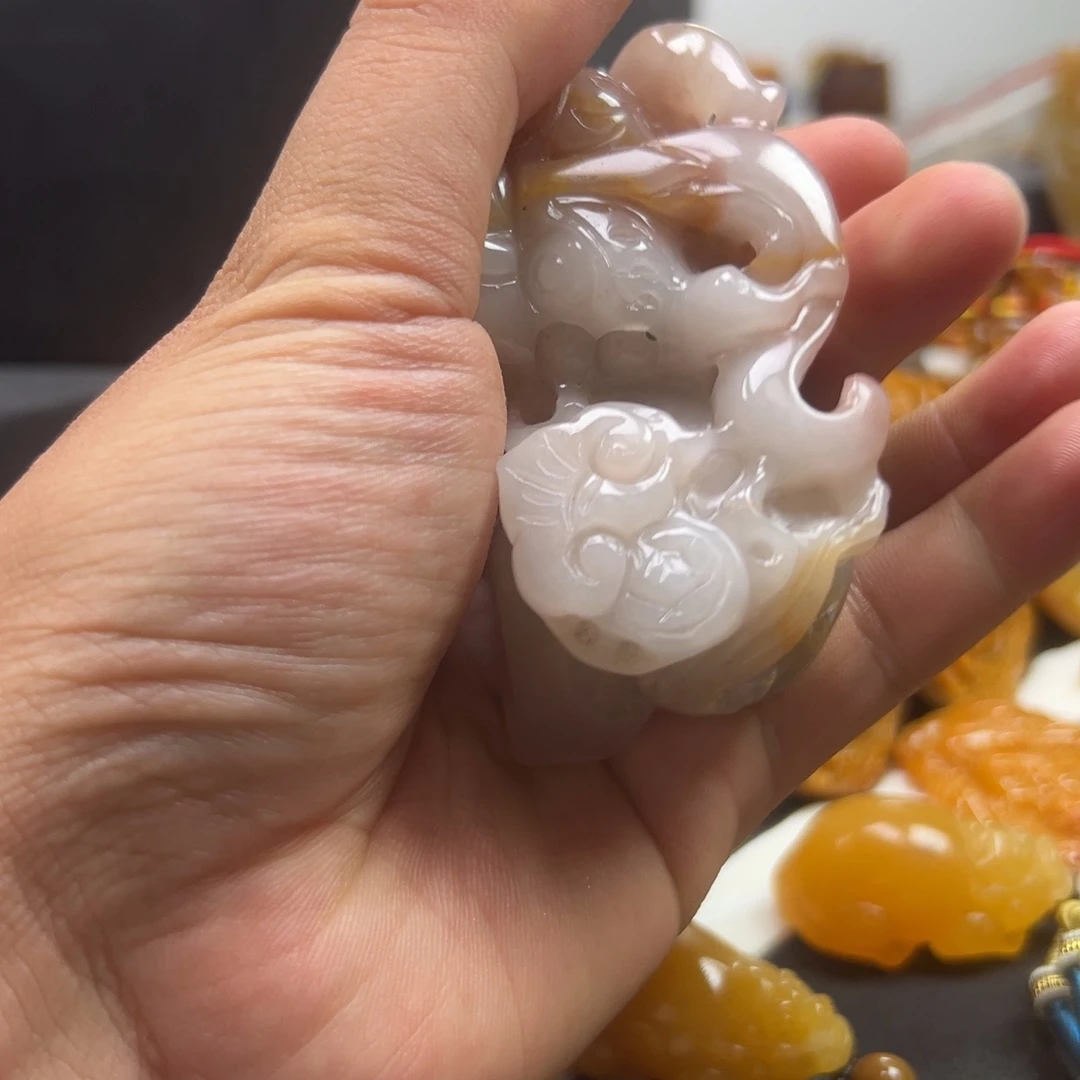 石英质玉（黄龙玉）未镶嵌多选发其一