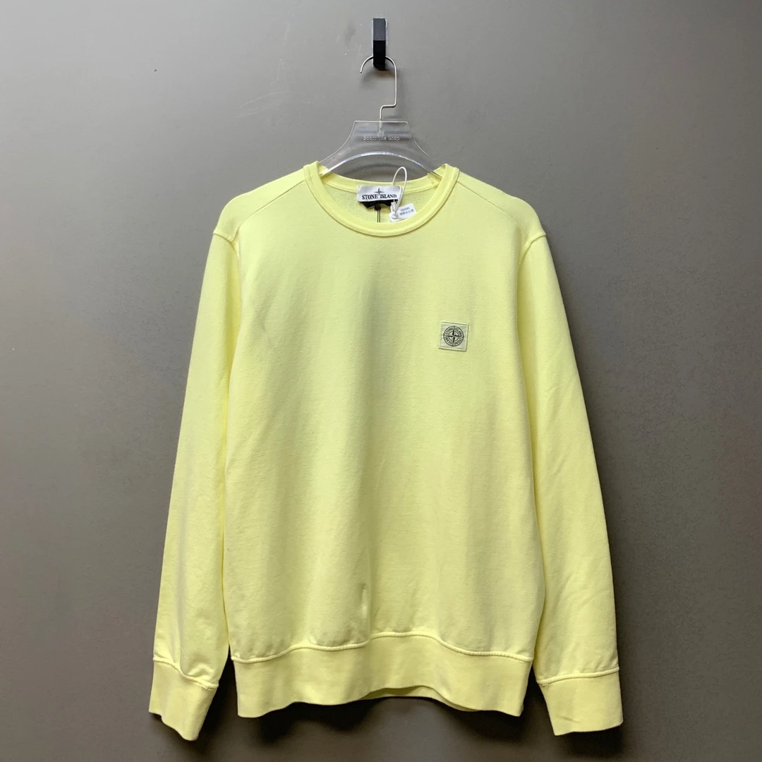 stone island/06282/ 胸前小logo 淡黄色卫衣 M码