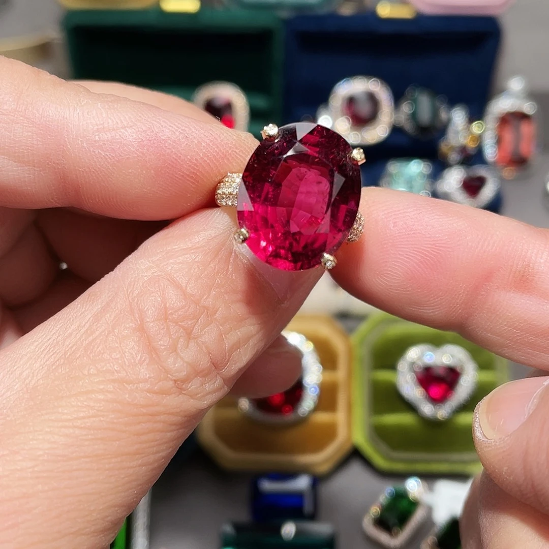 18K金镶嵌戒指碧玺15.7ct