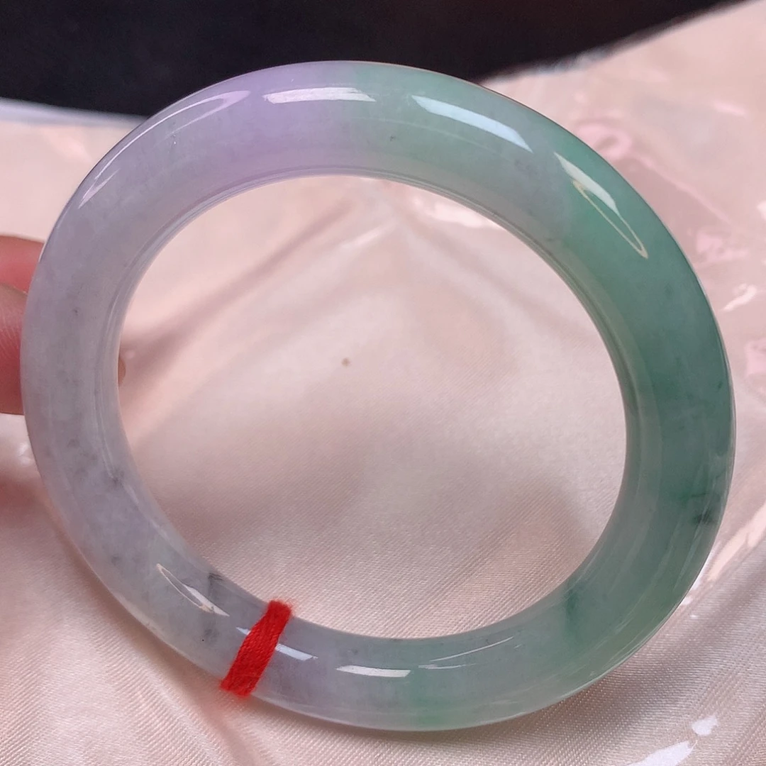 翡翠手镯（圆镯）未镶嵌56