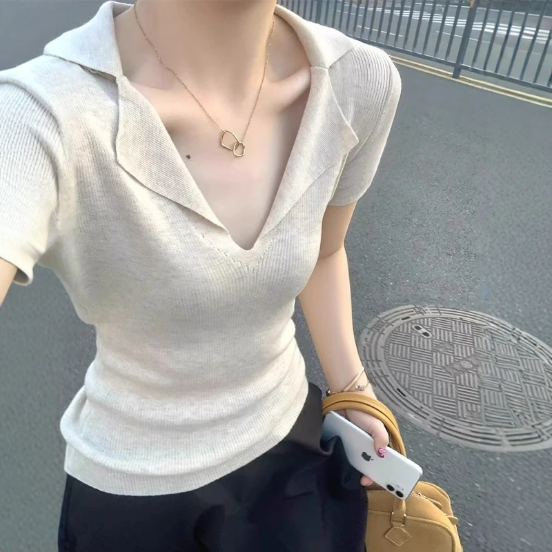 老钱风奶白色v领短袖正肩修身t恤2025夏季翻领冰丝针织polo衫上衣