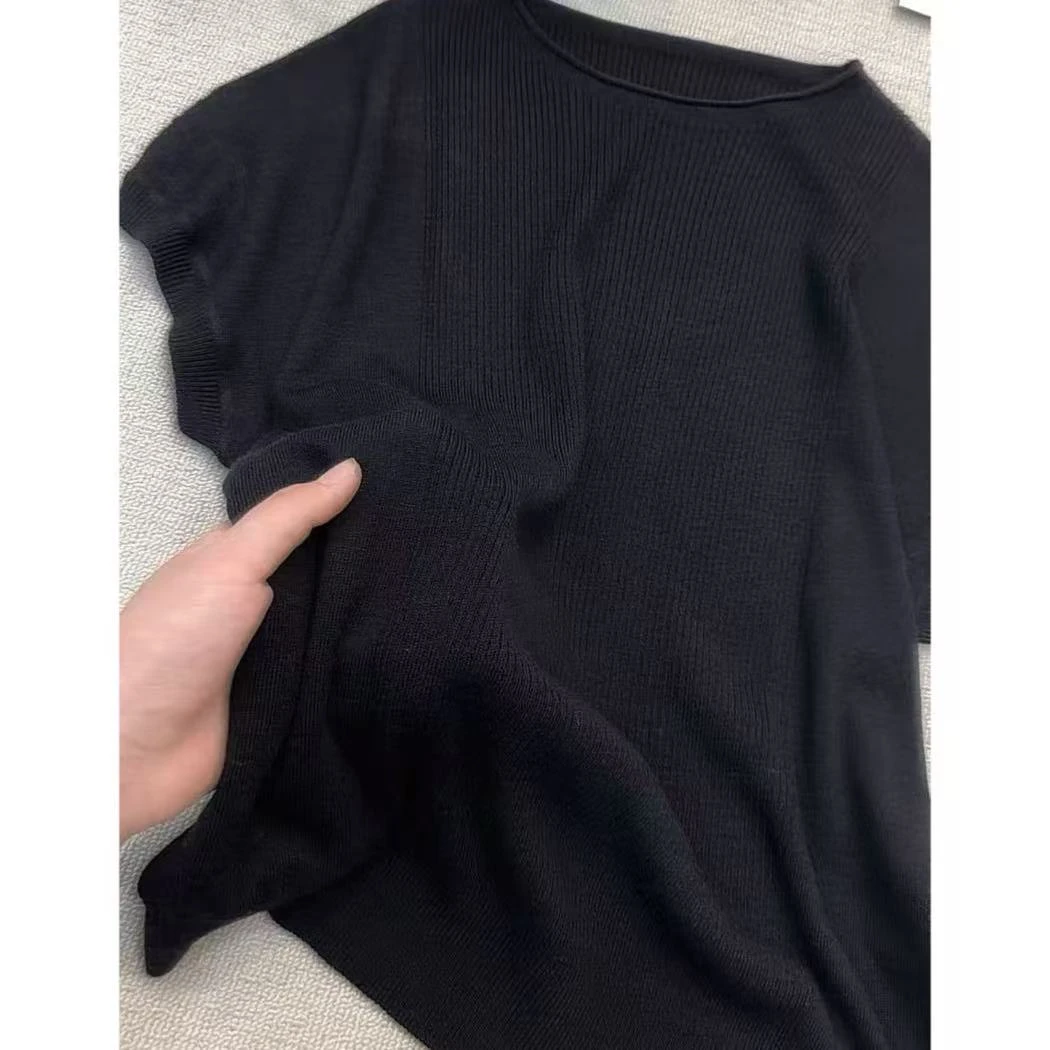 丽丽家~赫本时尚百搭女士卷边圆领短袖