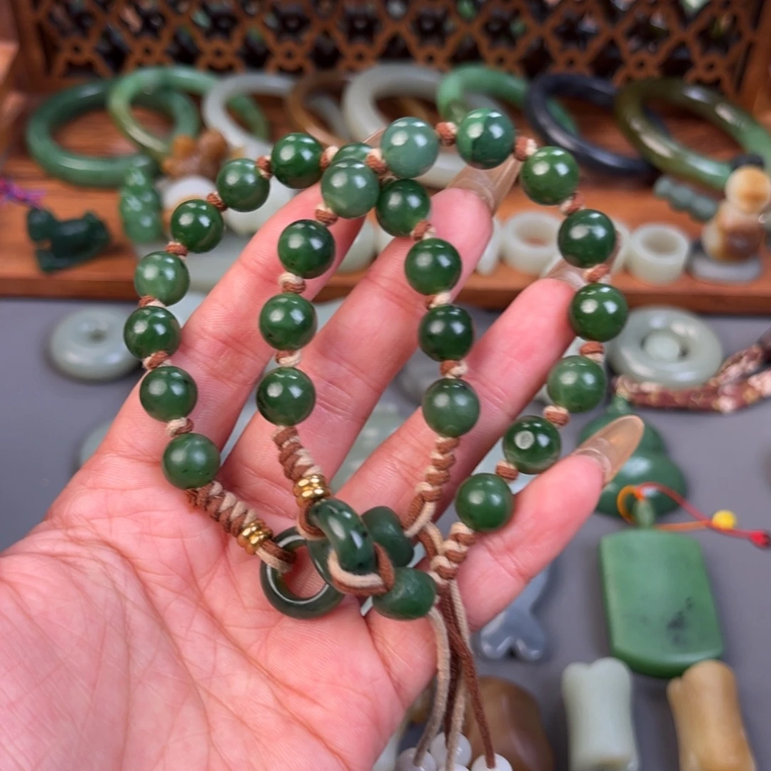 和田玉（糖玉）未镶嵌颈饰