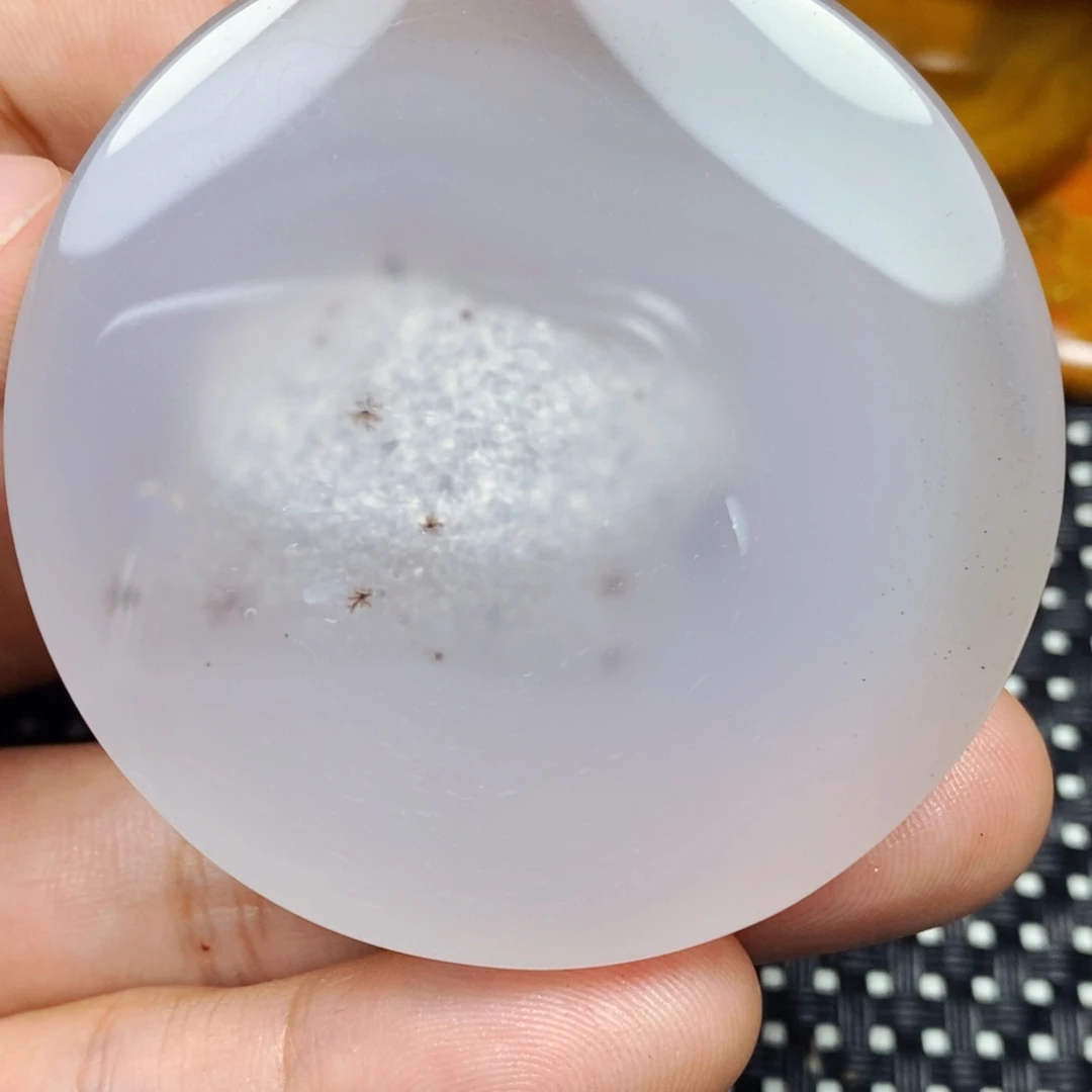未镶嵌颈饰玛瑙/玉髓隋*