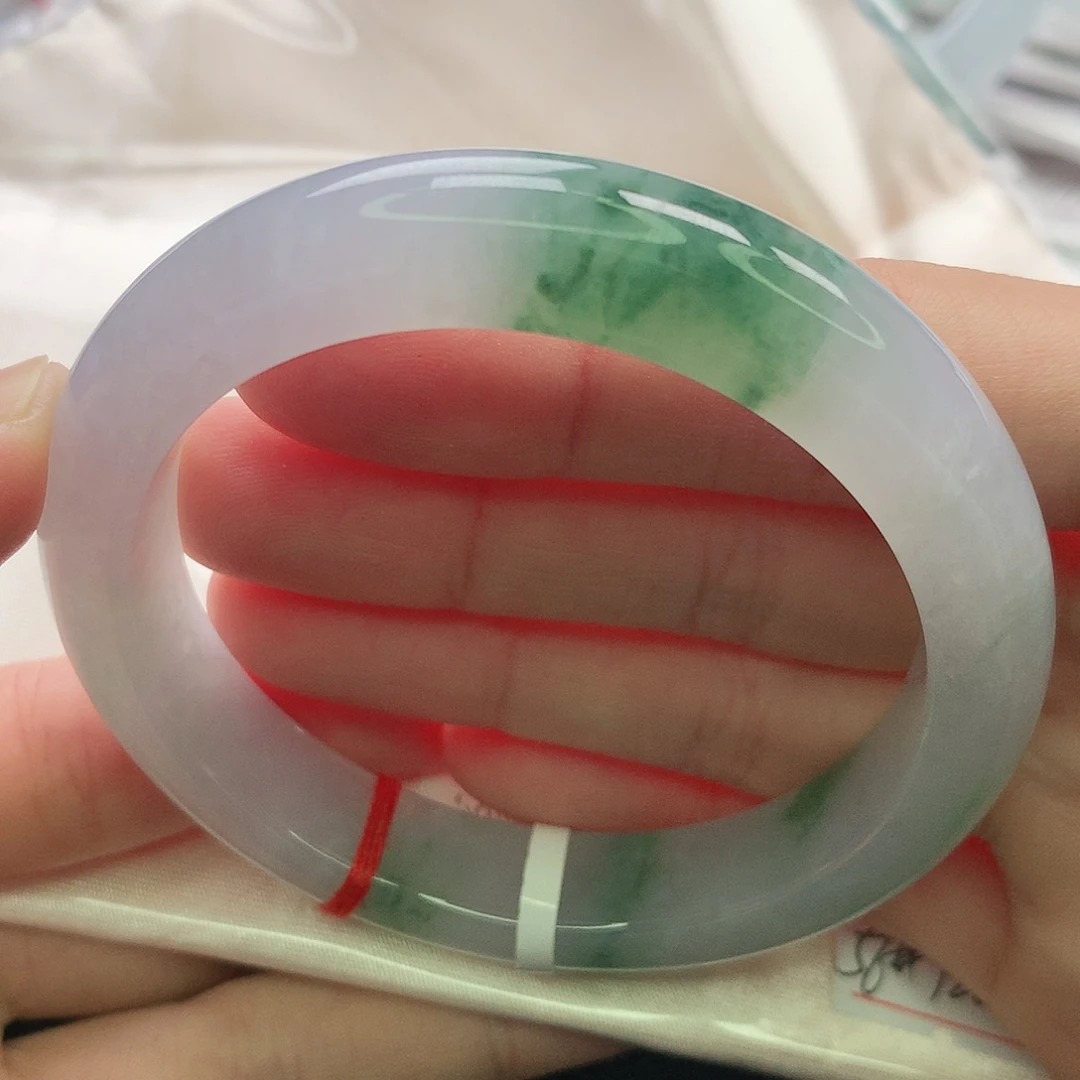 翡翠未镶嵌手镯缅甸5556