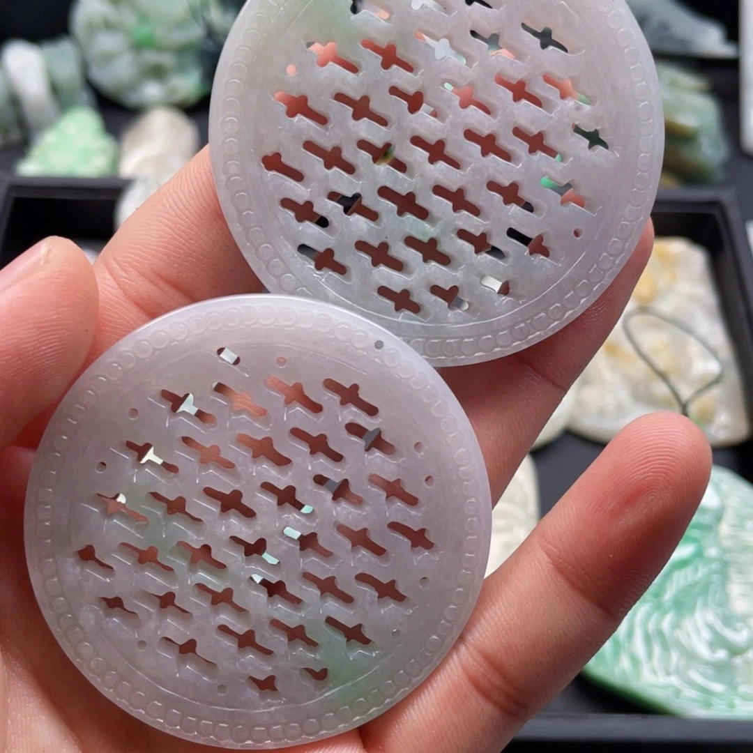 翡翠未镶嵌颈饰明***好翡翠