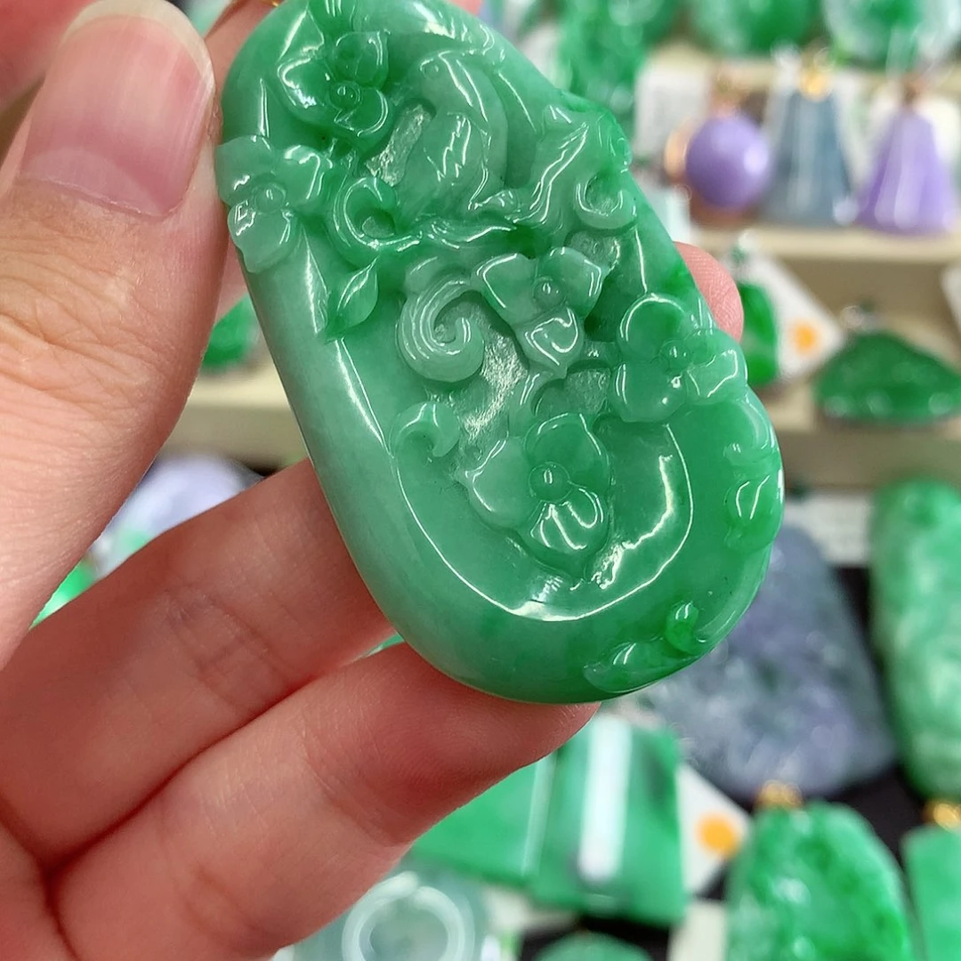 翡翠18K金镶嵌吊坠(不含链)