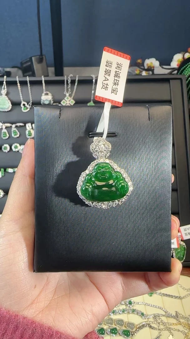 【佛公】天然A货翡翠高冰阳绿吊坠多样性