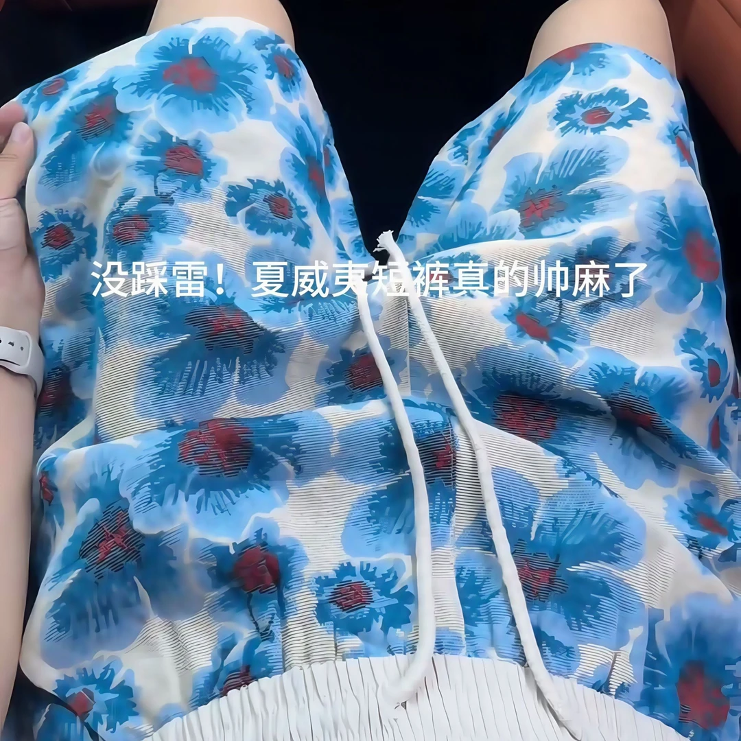 夏威夷海岛风蓝色小花休闲短裤男士夏季宽松时尚沙滩裤透气五分裤