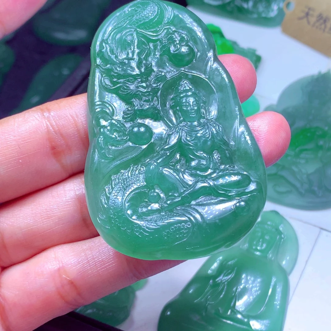 潇***回定制翡翠未镶嵌天然