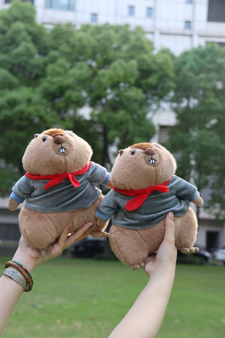哪吒同款土拨鼠玩偶，手工毛绒萌宠，儿童生日礼物