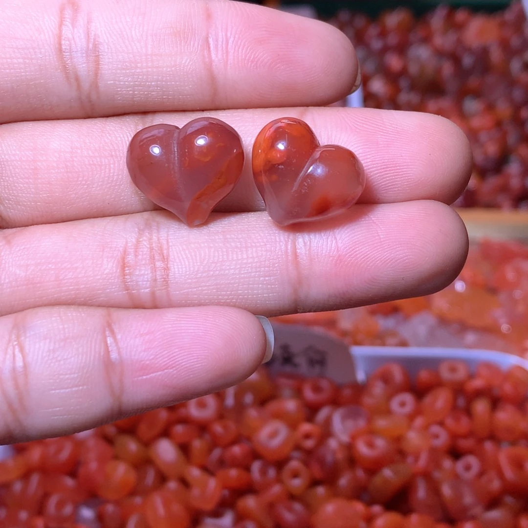 南红玛瑙未镶嵌珠宝半成品2