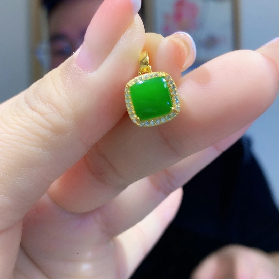 和田玉（碧玉）颈饰银S925镀金镶嵌