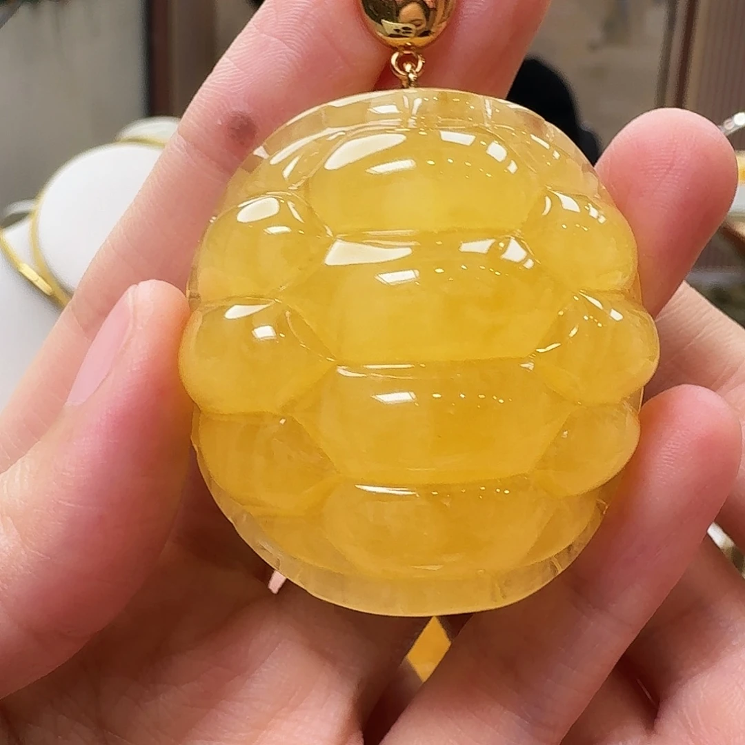 琥珀未镶嵌颈饰吊坠