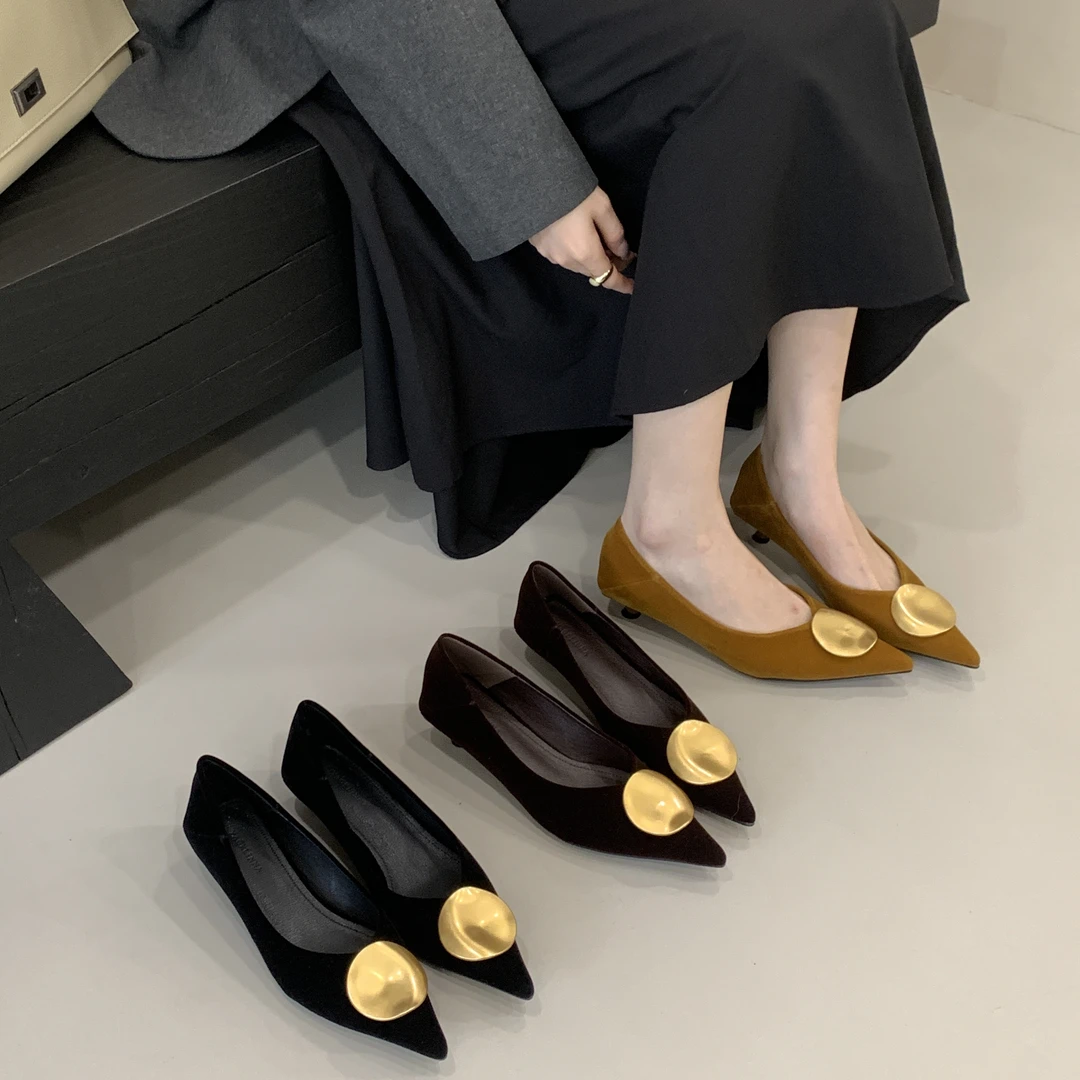 法式尖头高跟鞋黑色小猫跟单鞋女2025秋冬新款气质名媛细跟工作鞋