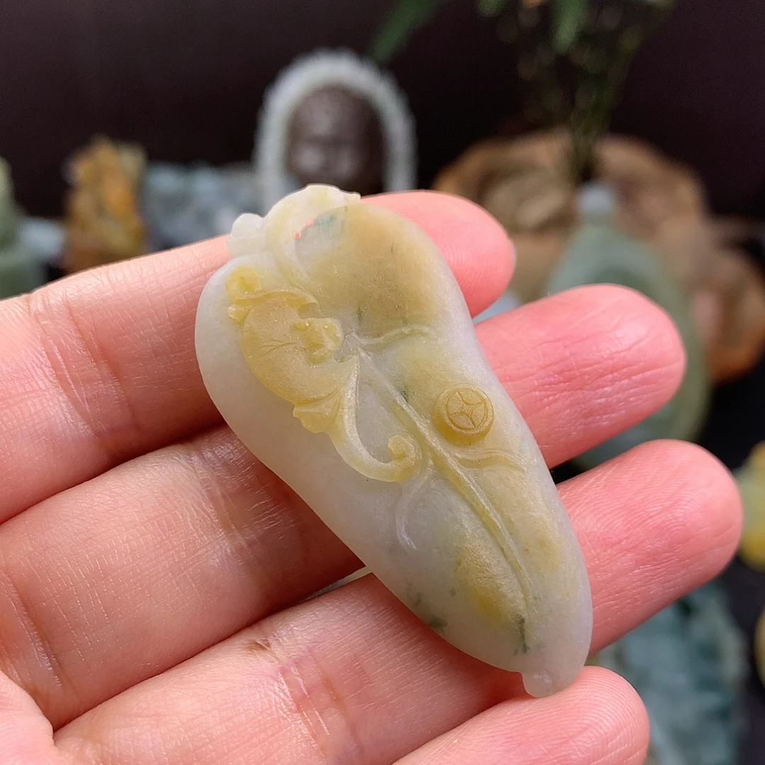 定制翡翠未镶嵌翡翠