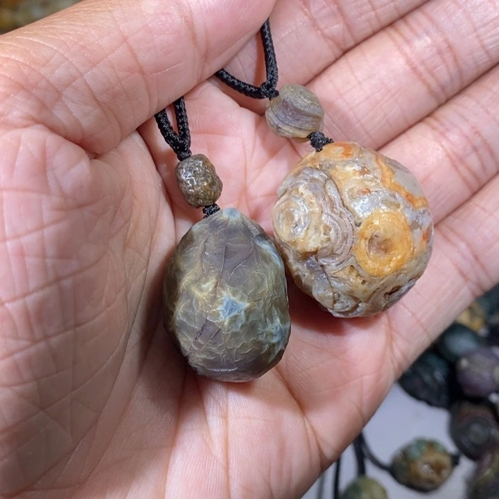 未镶嵌玛瑙/玉髓珠宝奇石z****y