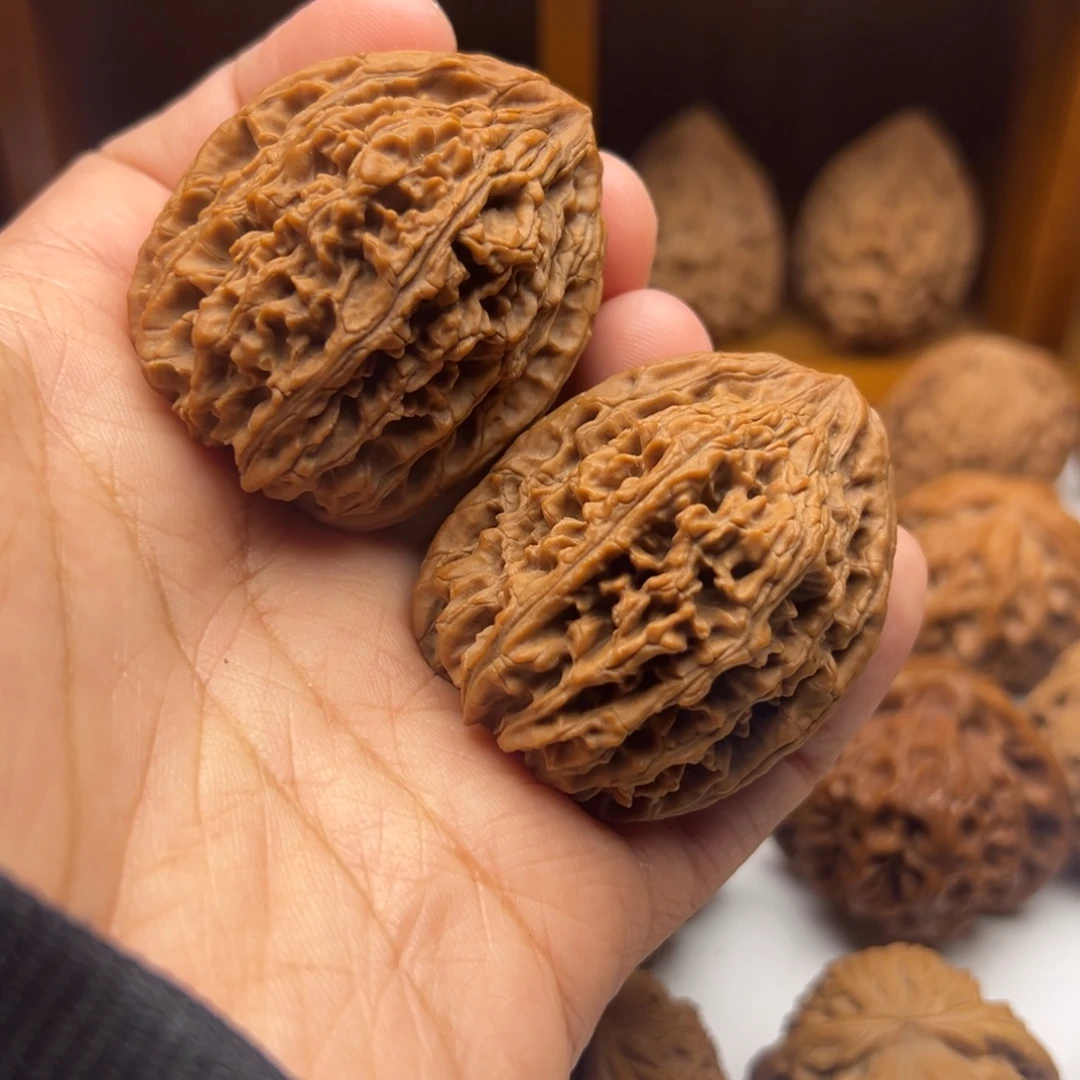 吊坠文玩核桃40全品九龙筋