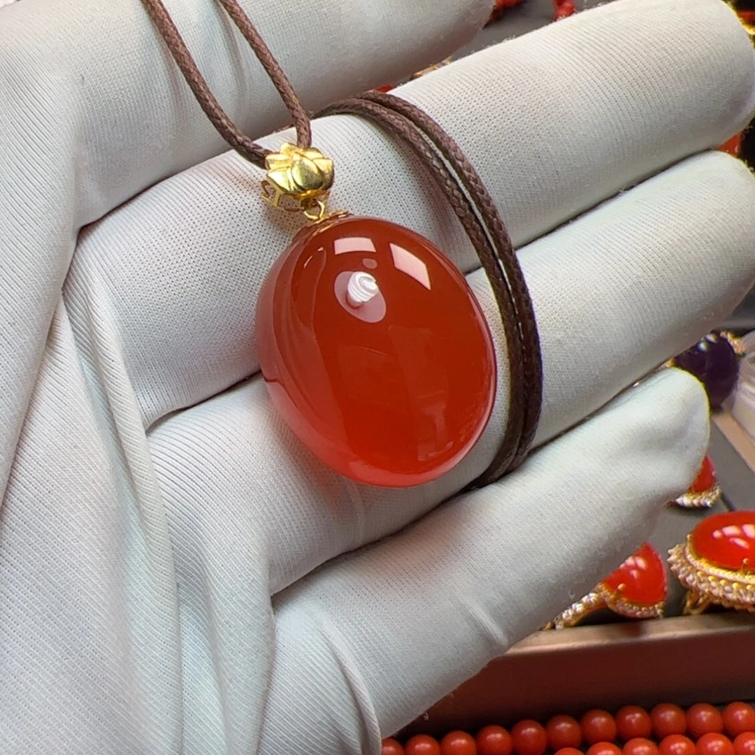 南红玛瑙18K金镶嵌吊坠福利原矿精品冰红18K金吊坠