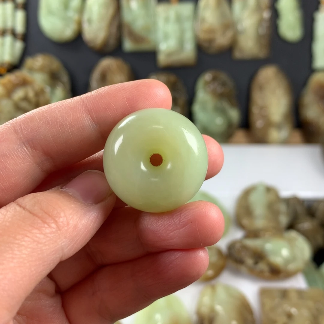 和田玉颈饰未镶嵌用****8