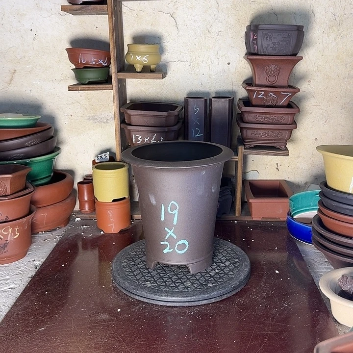 紫砂花盆，手工制作