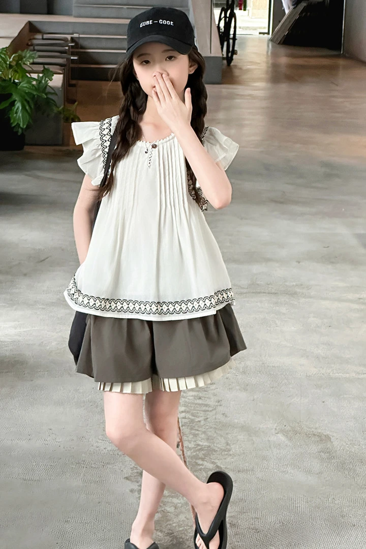 童小乖MKGZ&174编织花边娃娃衫套装