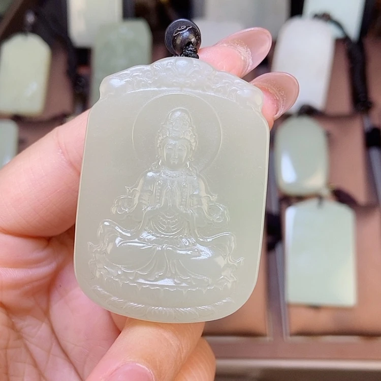 【闪购商品】颈饰未镶嵌和田玉