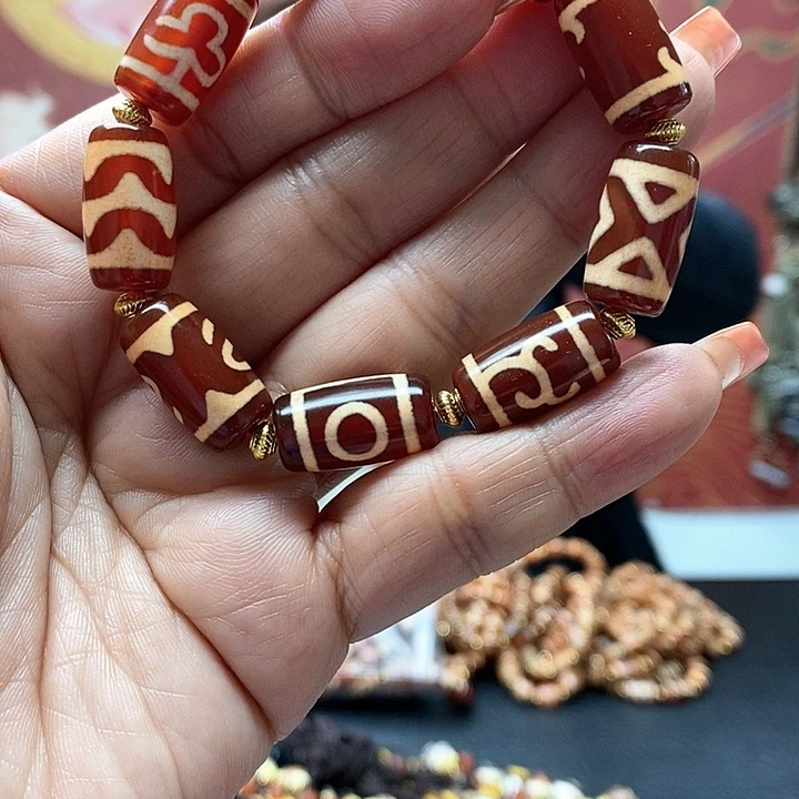 玛瑙/玉髓颈饰合金