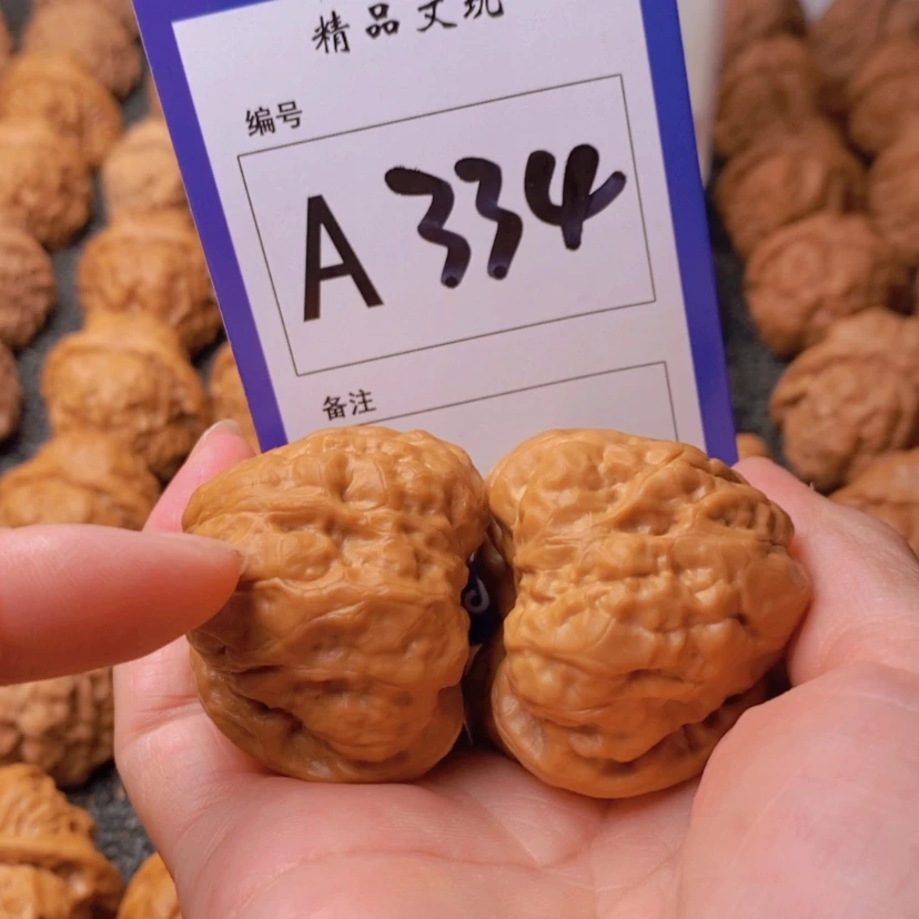 【闪购商品】吊坠桃核这个时候就不喜欢