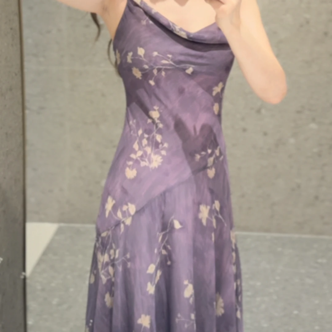 紫色吊带碎花裙收腰显瘦气质夏季