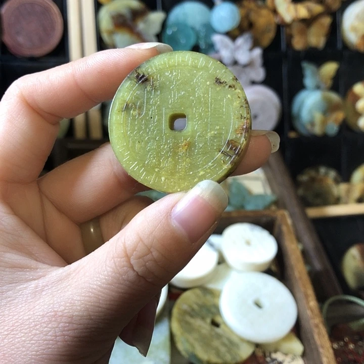 岫玉未镶嵌岫玉挂件