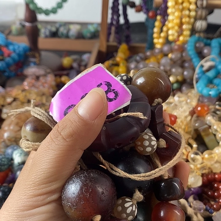 玛瑙/玉髓颈饰未镶嵌我****录