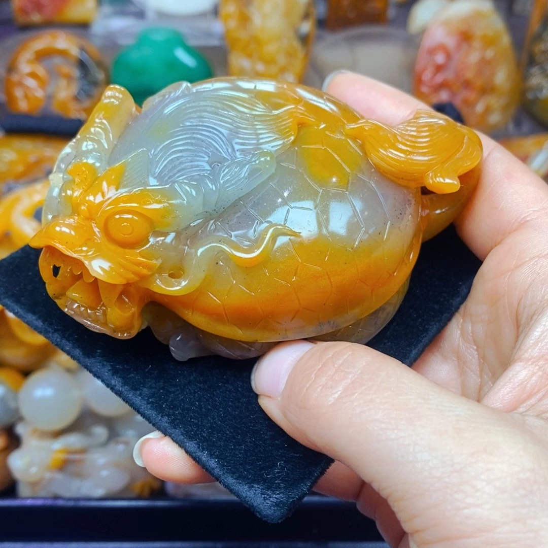 未镶嵌石英质玉（黄龙玉）吊坠(不含链)