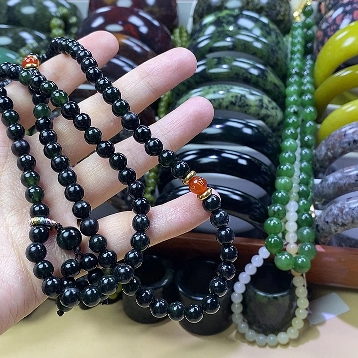 蛇纹石玉未镶嵌卡6多圈