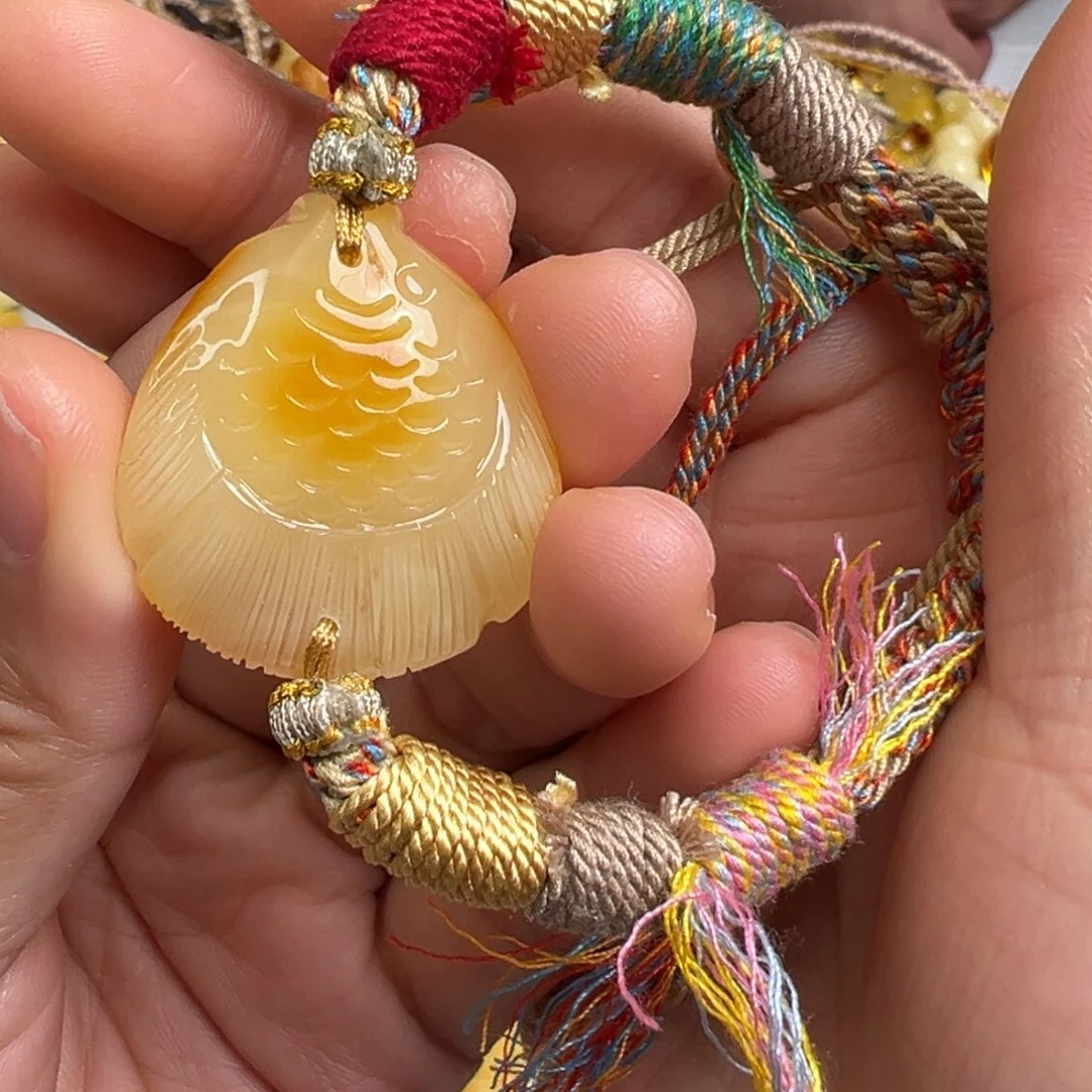 蜜蜡未镶嵌裸石蜜蜡