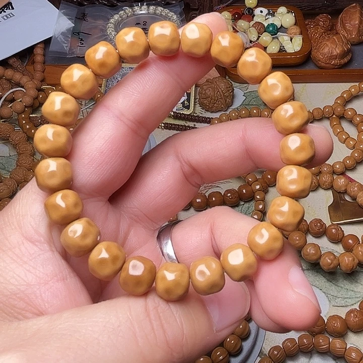 猴头核桃手串猴头雕刻精工小糖豆奶酪手串单圈一条