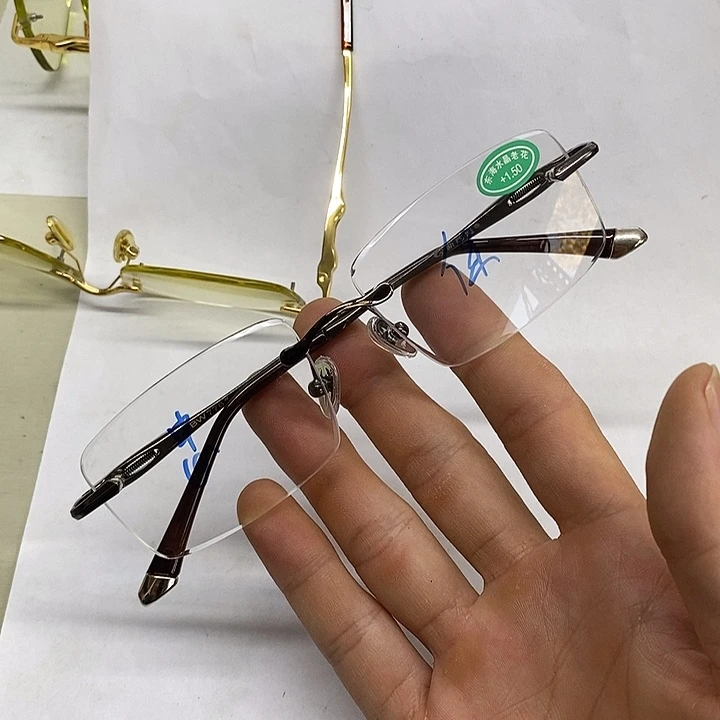 忠***保无框款白水晶老花镜150度