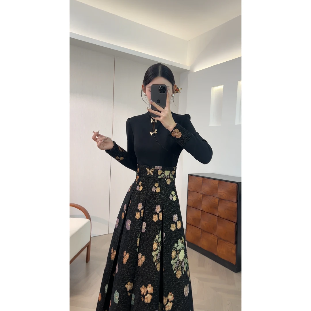 2025年冬季新款复古新中式假两件连体拼接设计显瘦连衣裙C0116