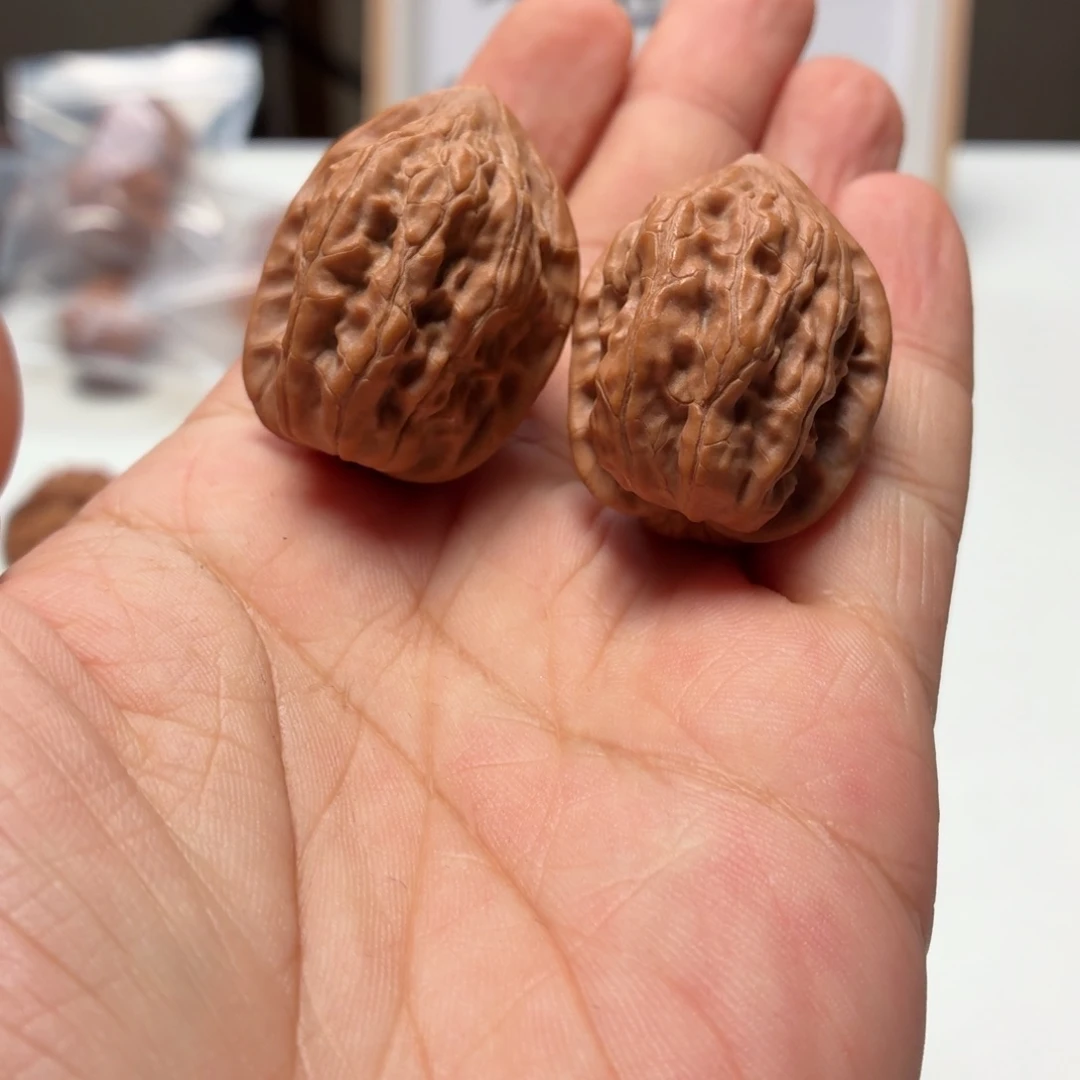 把件文玩核桃水晶鸡心
