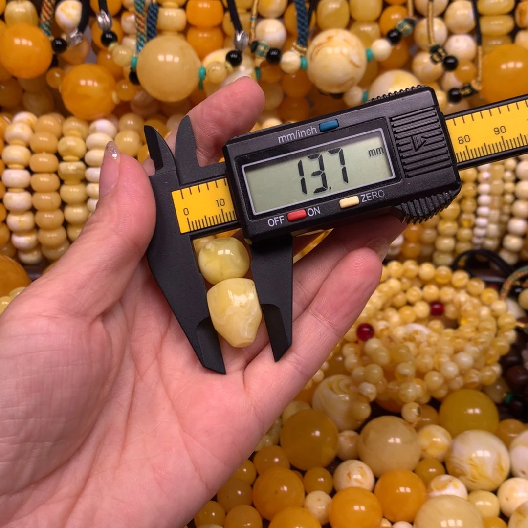 无非金属仿琥珀74