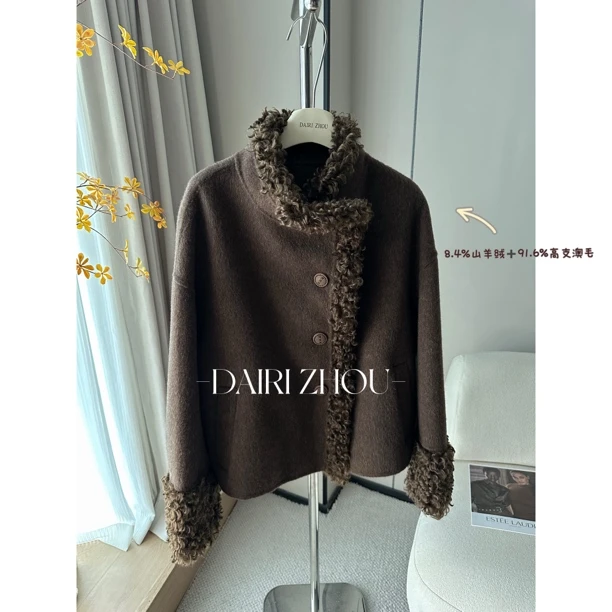 DAIRI  ZHOU▪️值得被珍惜   8.4%山羊绒91.6%绵羊毛拼接毛领外套