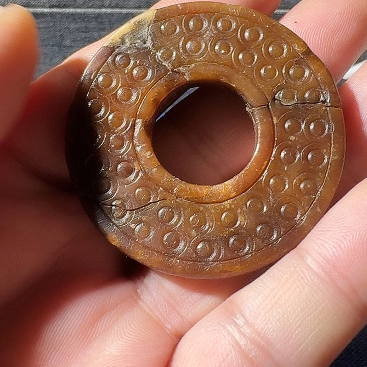 無***秋蛇纹石玉未镶嵌挂件