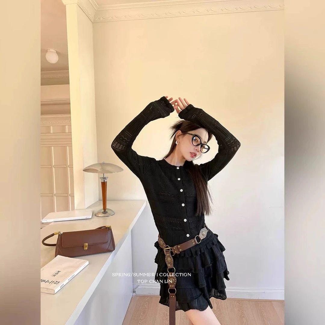 2025新款镂空修身针织衫+镂空松紧腰千层蛋糕裙针织套装