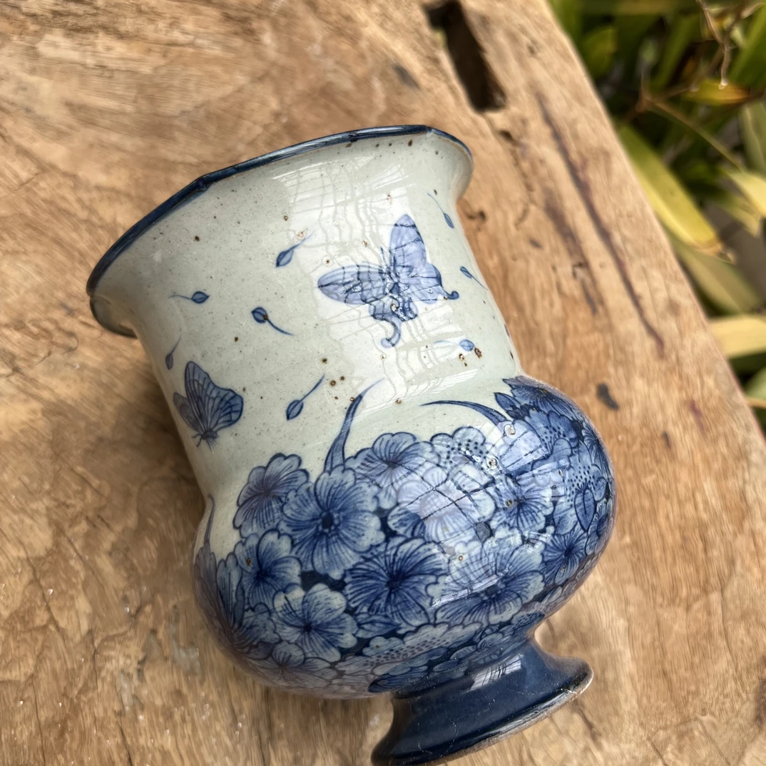 【近山古美】万花蝴蝶高足花口仿宋建水高温手绘釉下青花瓷