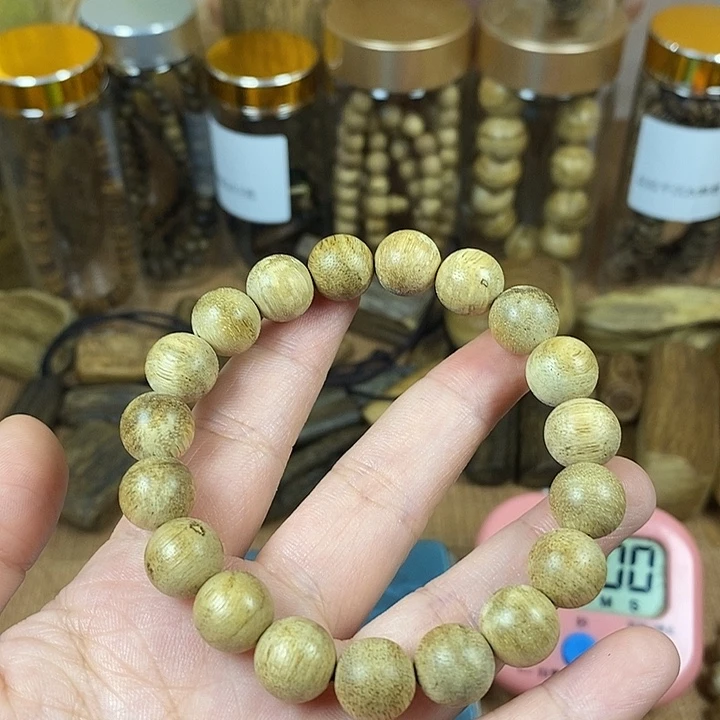 沉香沉香碎屑?****?达拉干1.1了咯哦哦哦