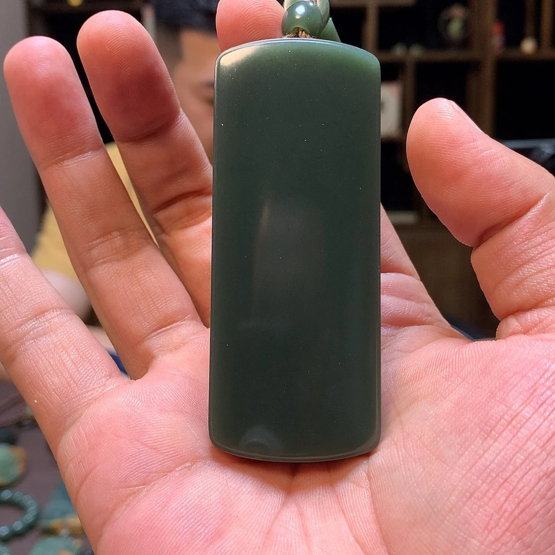 跳***8岫岩老玉（透闪石质玉）未镶嵌颈饰