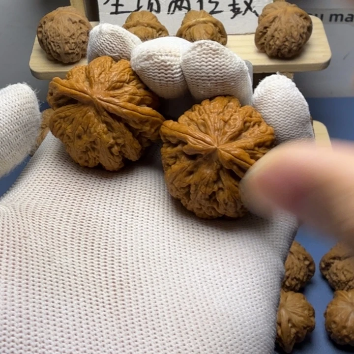 A****核桃文玩核桃粗筋40尺寸