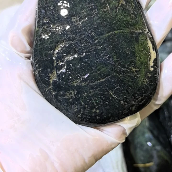 绿***山有机玻璃藏玉药王石原石