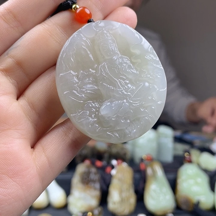 和田玉未镶嵌颈饰